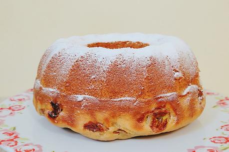 BUNDT CAKE DE CACAHUETE Y PLÁTANO BUNDT CAKE DE CACAHUETE Y PLÁTANO