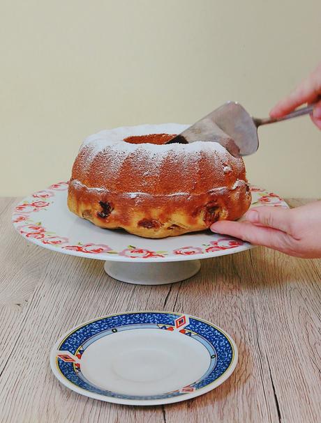 BUNDT CAKE DE CACAHUETE Y PLÁTANO BUNDT CAKE DE CACAHUETE Y PLÁTANO