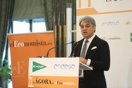 Hyundai fabricará más de 80.000 unidades en 2020 del Kona Eléctrico para cubrir la demanda Hyundai fabricará más de 80.000 unidades en 2020 del Kona Eléctrico para cubrir la demanda