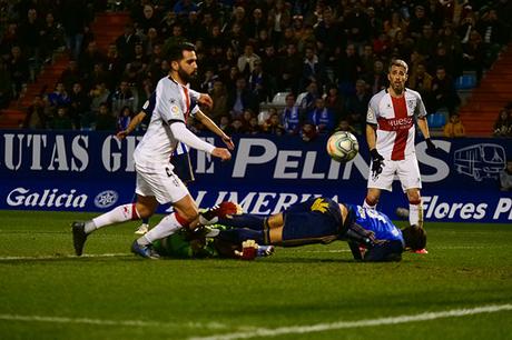 La Ponferradina endereza el rumbo y deja en casa tres merecidos puntos (3-1)
