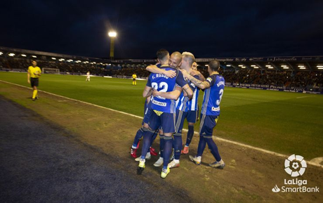 La Ponferradina endereza el rumbo y deja en casa tres merecidos puntos (3-1)