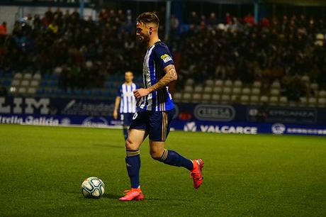 La Ponferradina endereza el rumbo y deja en casa tres merecidos puntos (3-1)