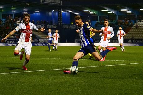 La Ponferradina endereza el rumbo y deja en casa tres merecidos puntos (3-1)