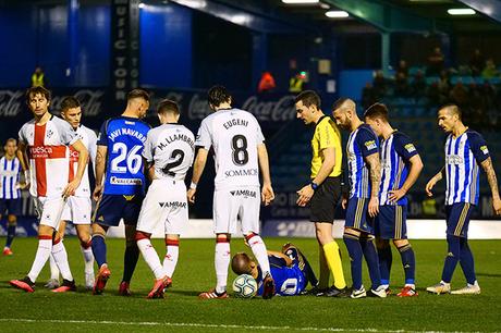 La Ponferradina endereza el rumbo y deja en casa tres merecidos puntos (3-1)