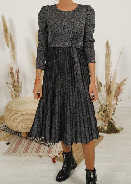 Falda Plisada Plateada Corta