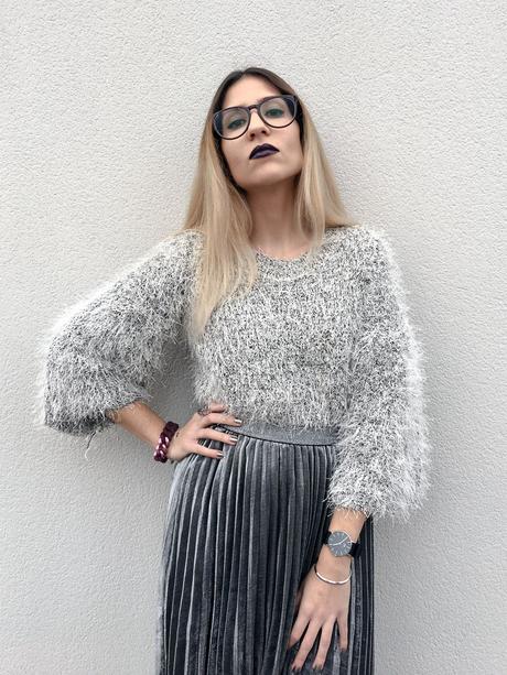 Falda Plisada Plateada Corta