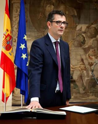 Ivan Redondo, el gurú de Sánchez, reorganiza La Moncloa; y los árboles más bellos del mundo.