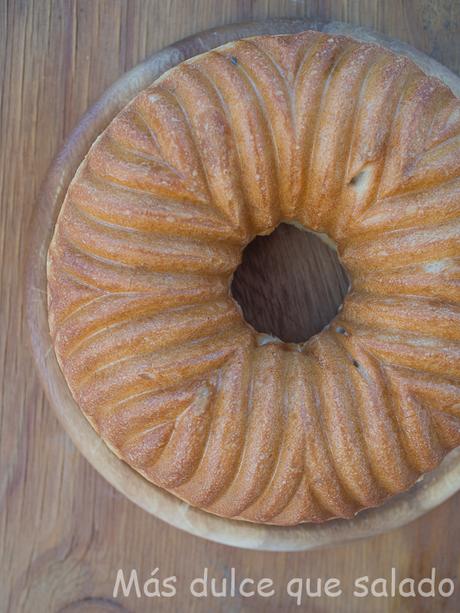 Cómo hacer pan, masas dulces y saladas en moldes de Bundt Cake. Trucos y consejos.