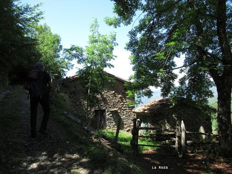 La Romía-La Paradiel.la-Escuenas