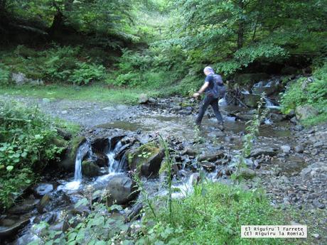 La Romía-La Paradiel.la-Escuenas