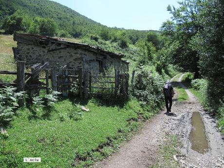 La Romía-La Paradiel.la-Escuenas