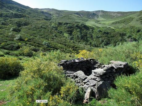 La Romía-La Paradiel.la-Escuenas