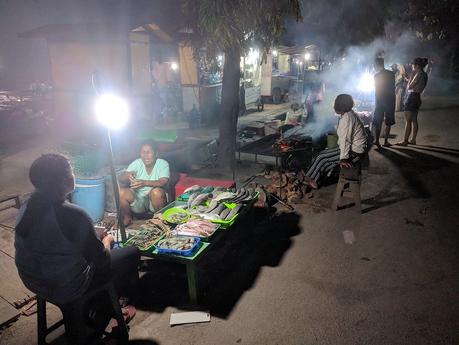 3 días de turismo en las islas de Karimunjawa mercado de pescado de turismo en las islas de Karimunjawa