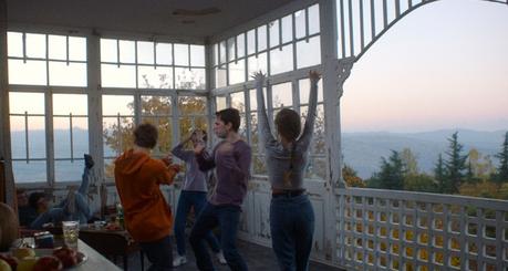 Solo nos queda bailar – El corsé de la tradición