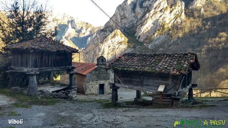 Hórreos beyuscos en Víboli, Ponga