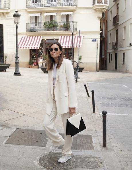 UN LOOK PARA CADA DÍA DE LA SEMANA (210).-