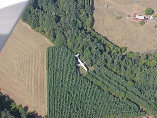 Un jubilado de Oregon convierte un Boeing 727 en su hogar. (Y II)