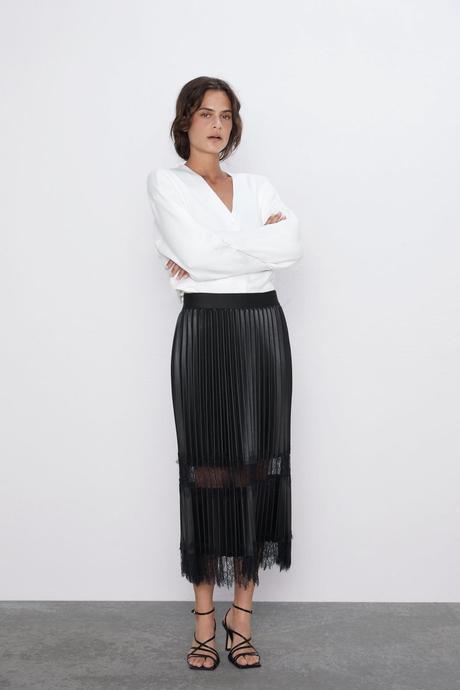 Falda Plisada Zara Negra Cuero