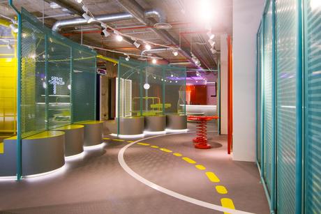 Supermoments / Light & Studio