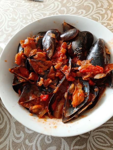 MEJILLONES EN SALSA PICANTE MEJILLONES EN SALSA PICANTE