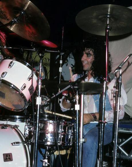 Efemérides del Rock y Heavy Metal: Qué pasó un 08 de Febrero