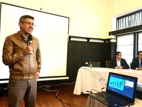 Víctor Solano en conferencia del día del Periodista en Boyacá, 2020