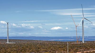 El viento atrasó la obra del parque eólico de Neuquén
