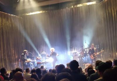 Parásitos + León Benavente en Santiago (7 - II - 2020)