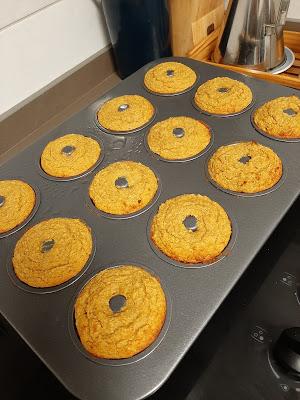DONUTS DE CALABAZA Y PLATANO DONUTS DE CALABAZA Y PLATANO