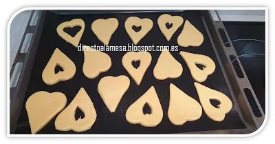 Galletas de corazón rellenas de mermelada