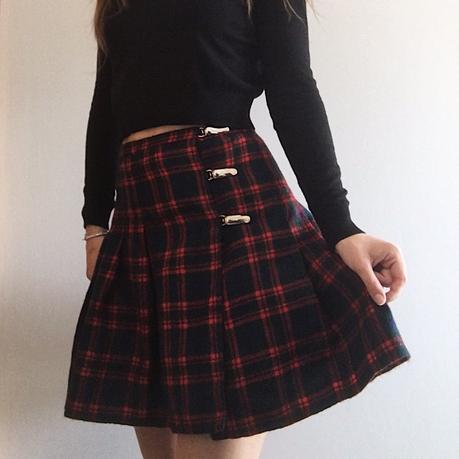 Falda Escocesa Roja