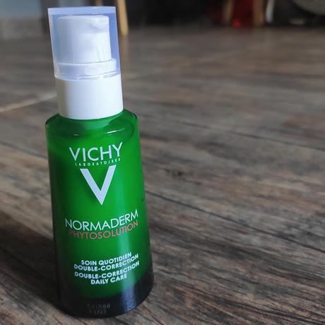 Serum Normaderm Phytosolution de Vichy.