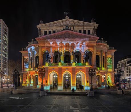 Light + Building, la feria mundial líder en tecnología de servicios de iluminación celebra su 20° aniversario