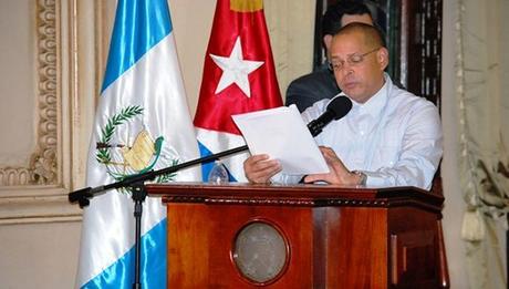 Premio Alejo Carpentier a investigador Mauricio Núñez por ensayo sobre José Martí