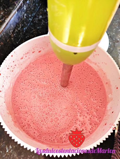 Tarta San Valentín de Fresas  y Yogur