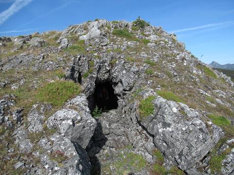 Isoba-Lago Isoba-Fortín de Alboleya-Vegafonda-Lago Ausente