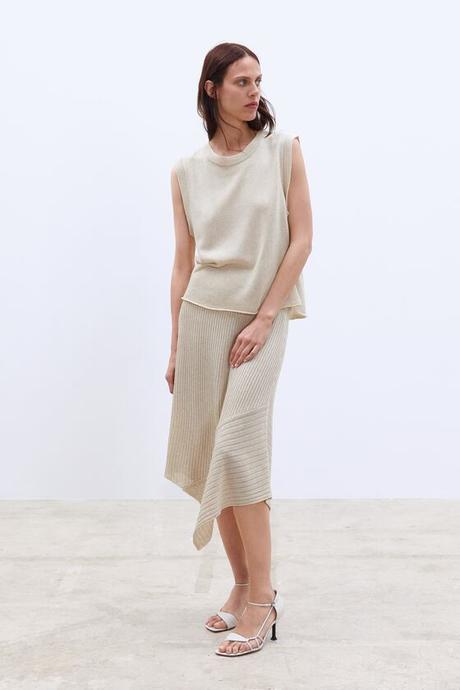 Falda Asimetrica Zara
