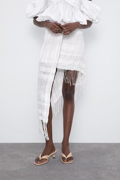 Falda Asimetrica Zara
