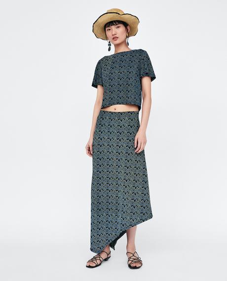 Falda Asimetrica Zara