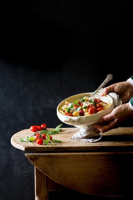 PASTA CON SALSA DE TOMATE ASADO Y BURRATA