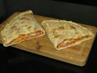 PIZZA CALZONE