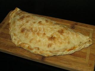 PIZZA CALZONE