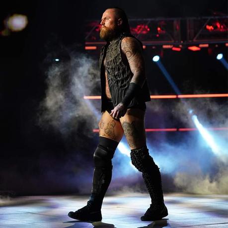 Cm Punk aconseja a Aleister Black