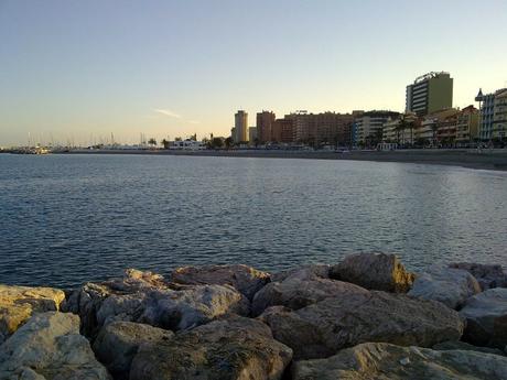 pueblos de malaga con playa