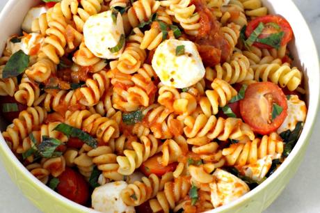 Rotini alla Caprese