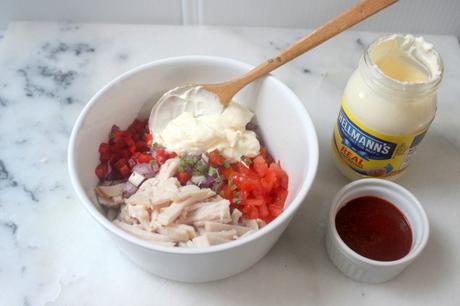 Sandwich de Mayonesa de Ave Sandwich de Mayonesa de Ave