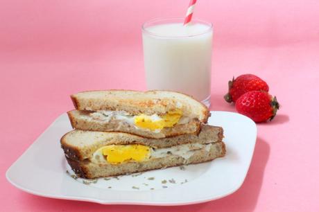 Sandwich de huevo y queso