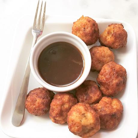 Mini-albóndigas de pollo con salsa agridulce de naranja Mini-albóndigas de pollo con salsa agridulce de naranja