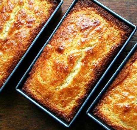 BIZCOCHO DE REQUESÓN Y LIMÓN BIZCOCHO DE REQUESÓN Y LIMÓN