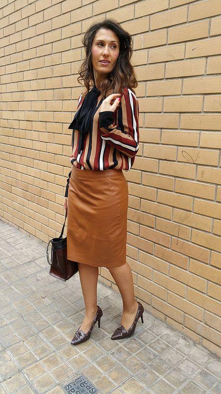 Como Combinar Falda Polipiel Burdeos